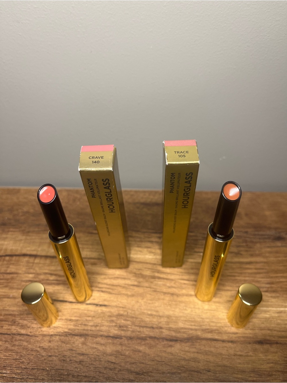 Hourglass Phantom Volumizing Glossy Balm - Crave 140 & Trace 105